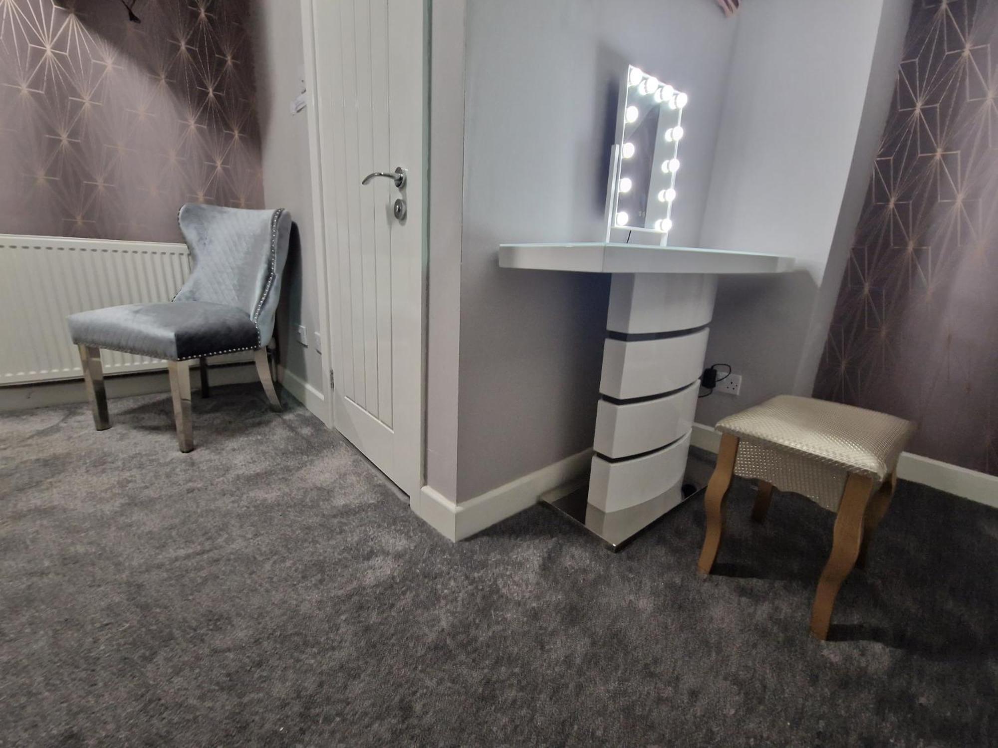 Highfields Living - All Rooms Ensuite- Free Wifi- Free Local Parking Шефилд Экстерьер фото